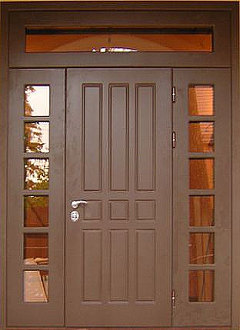 Парадная металлическая дверь для загородного дома с тонированными стеклопакетами-2